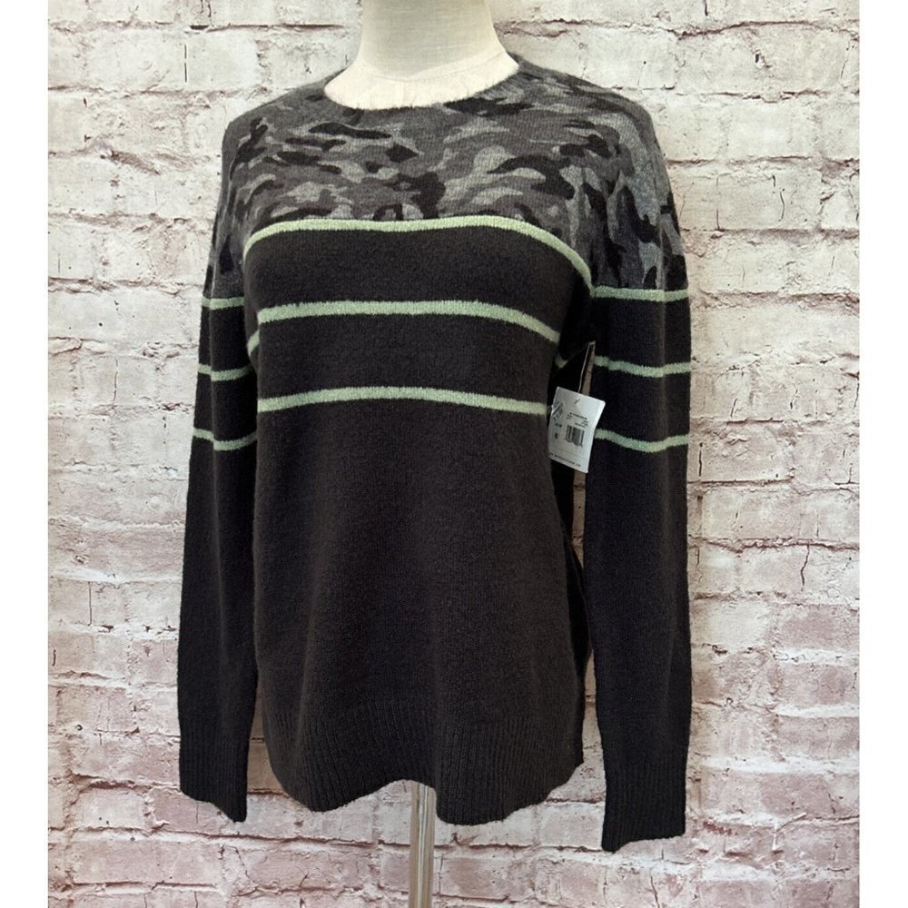 BeachLunchLounge Gray Green Camo Knit Crewneck Pullover Sweater Womens M NEW
